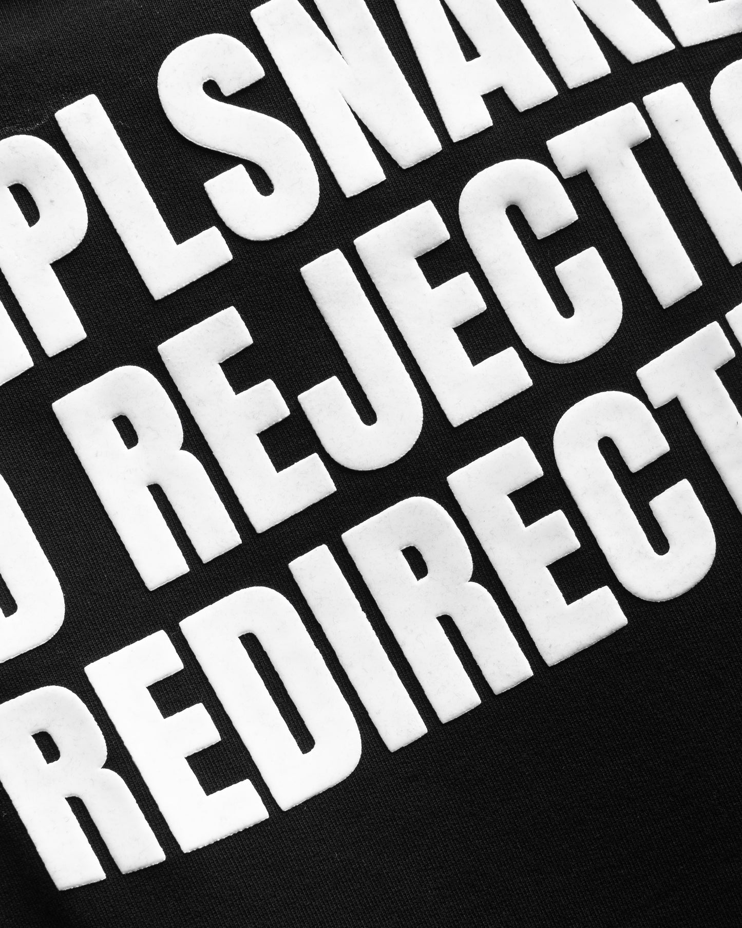 Redirection black